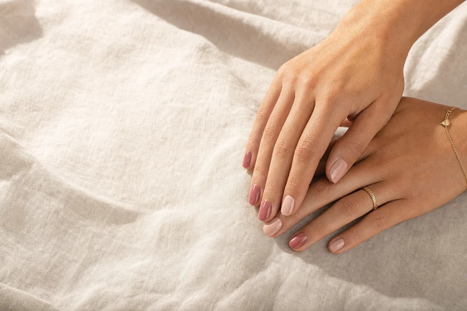 Velveka — salon gel nails at home